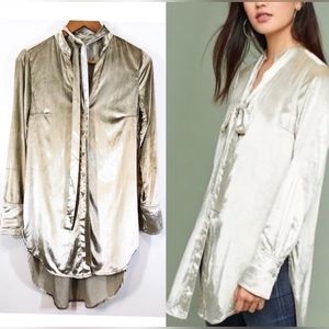 Anthropologie Maeve crushes velvet tunic top